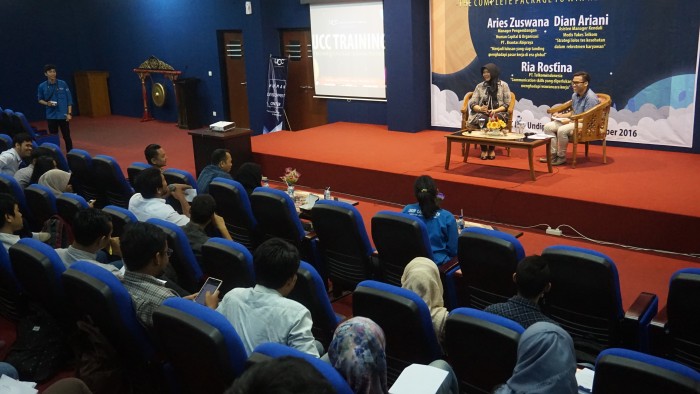 UCC Training Melengkapi Bekal Calon Lulusan Undip Hadapi Career Recruitment